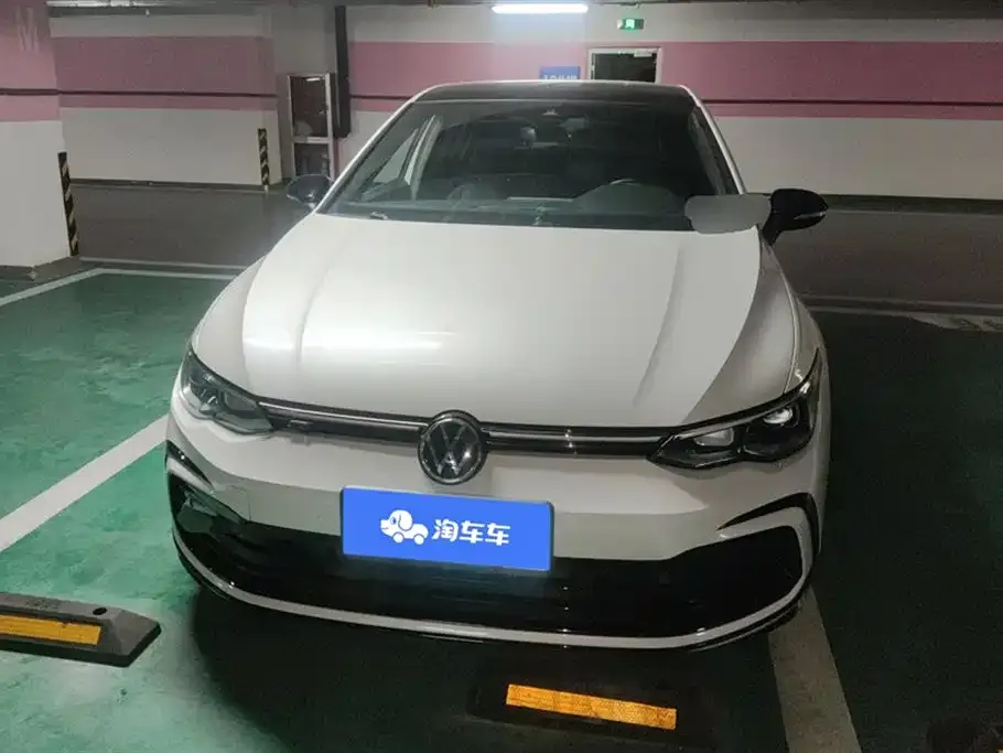 Volkswagen Golf 2021 из CN, фото 2