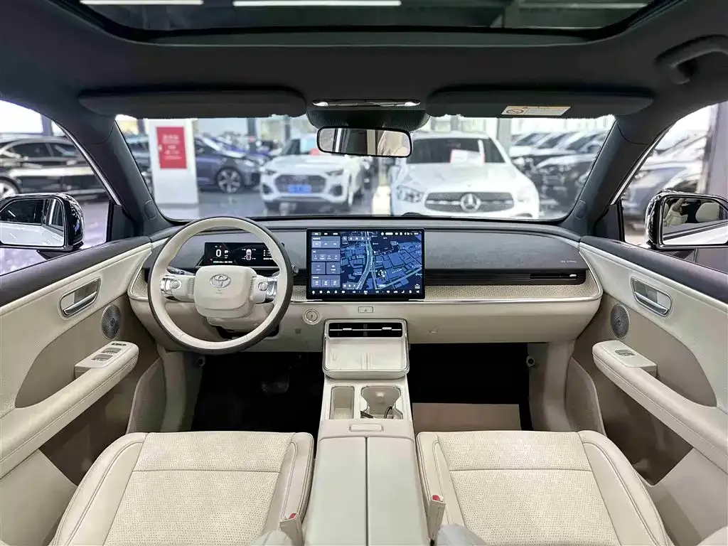 Toyota Platinum 3X 2025 из CN, фото 5