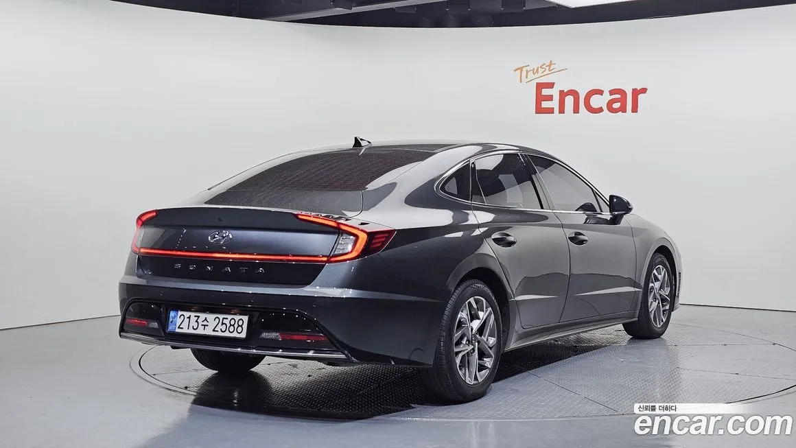Hyundai Sonata 2023 из KR, фото 4