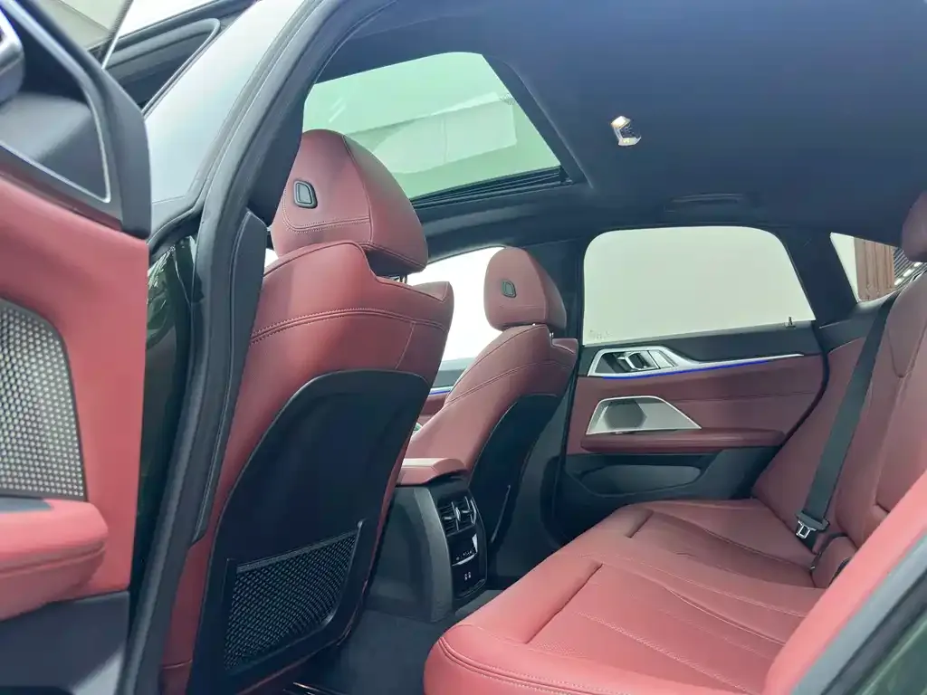 BMW 4 Series 2022 из CN, фото 2