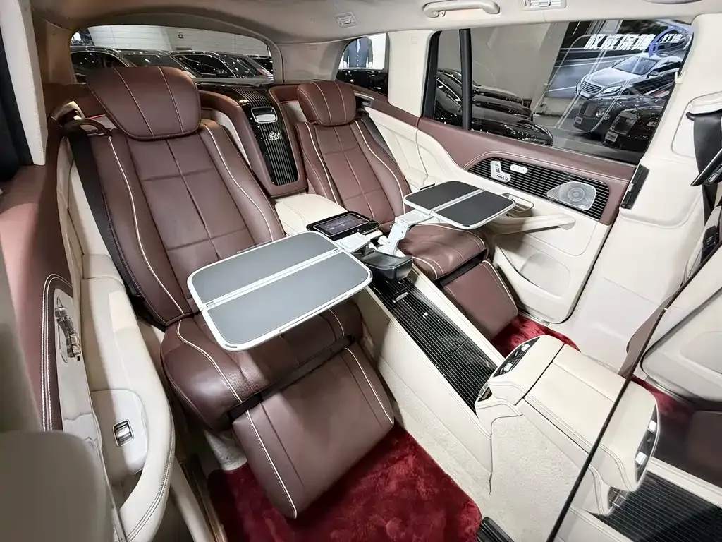 Mercedes-Benz GLS 2023 из CN, фото 9