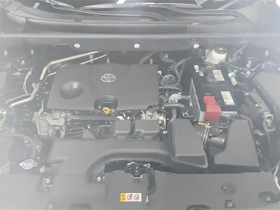 Toyota RAV4 2025 из CN, фото 2