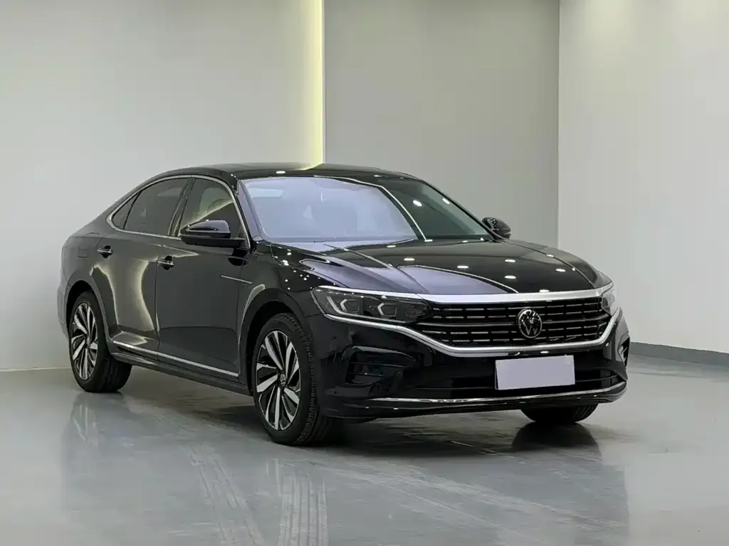 Volkswagen Passat — фото 10