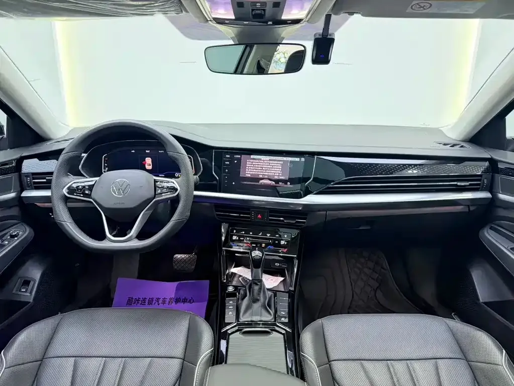 Volkswagen Passat — фото 6