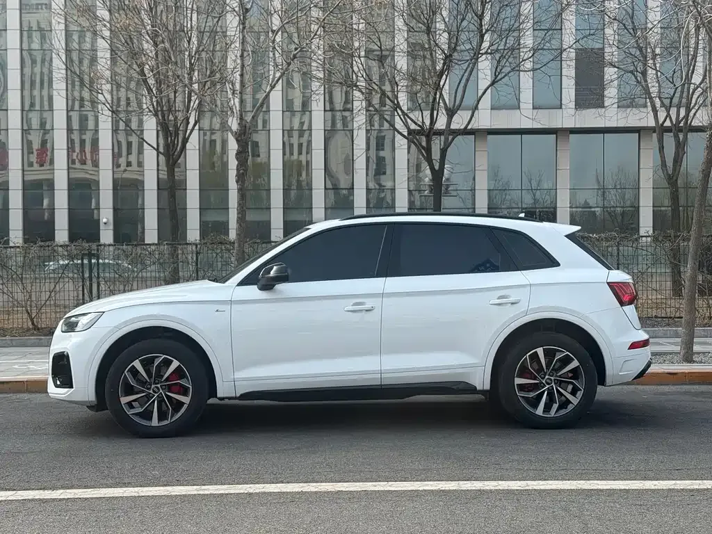 Audi Q5L 2023 из CN, фото 7