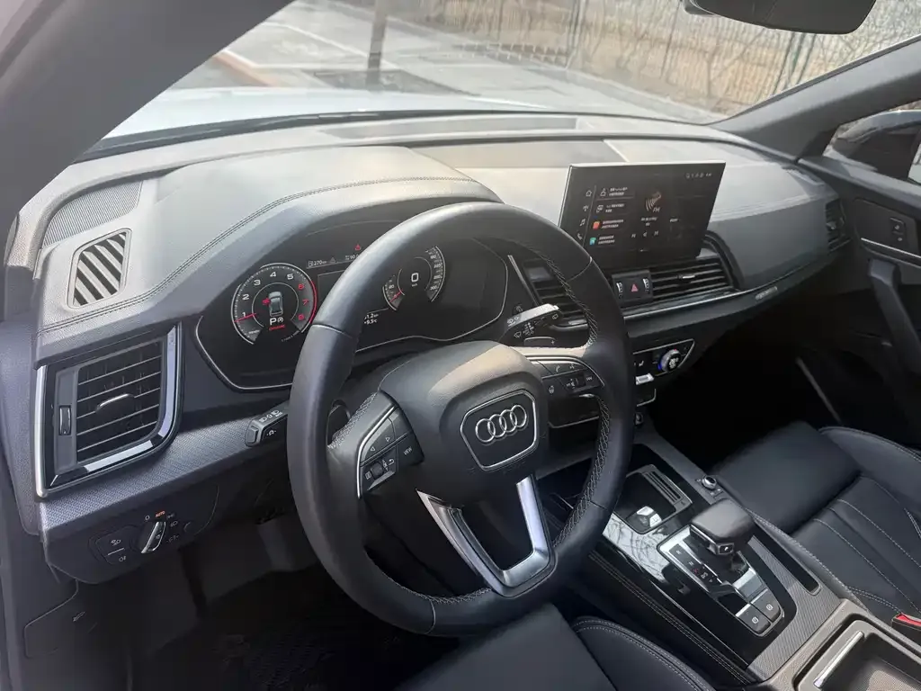 Audi Q5L 2023 из CN, фото 3