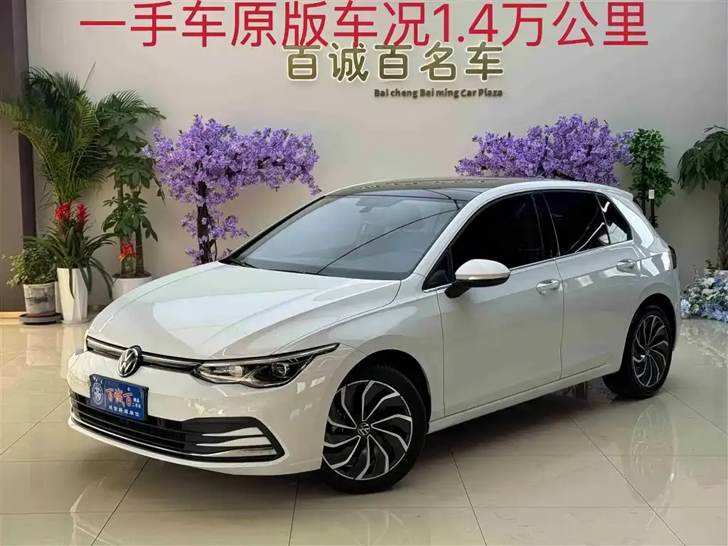 Volkswagen Golf 2023 из CN, фото 1