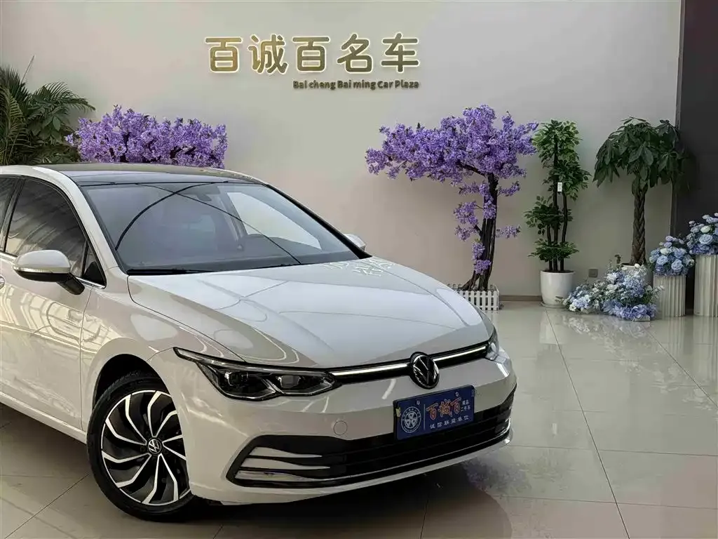 Volkswagen Golf 2023 из CN, фото 4