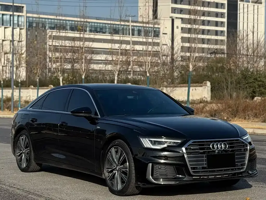 Audi A6L — фото 10