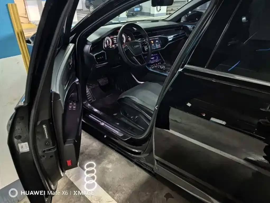 Audi A6L 2023 из CN, фото 4