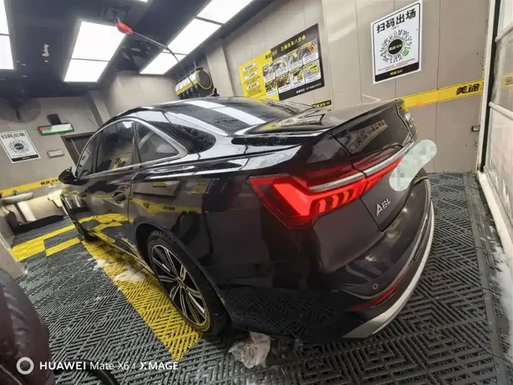 Audi A6L 2023 из CN, фото 6