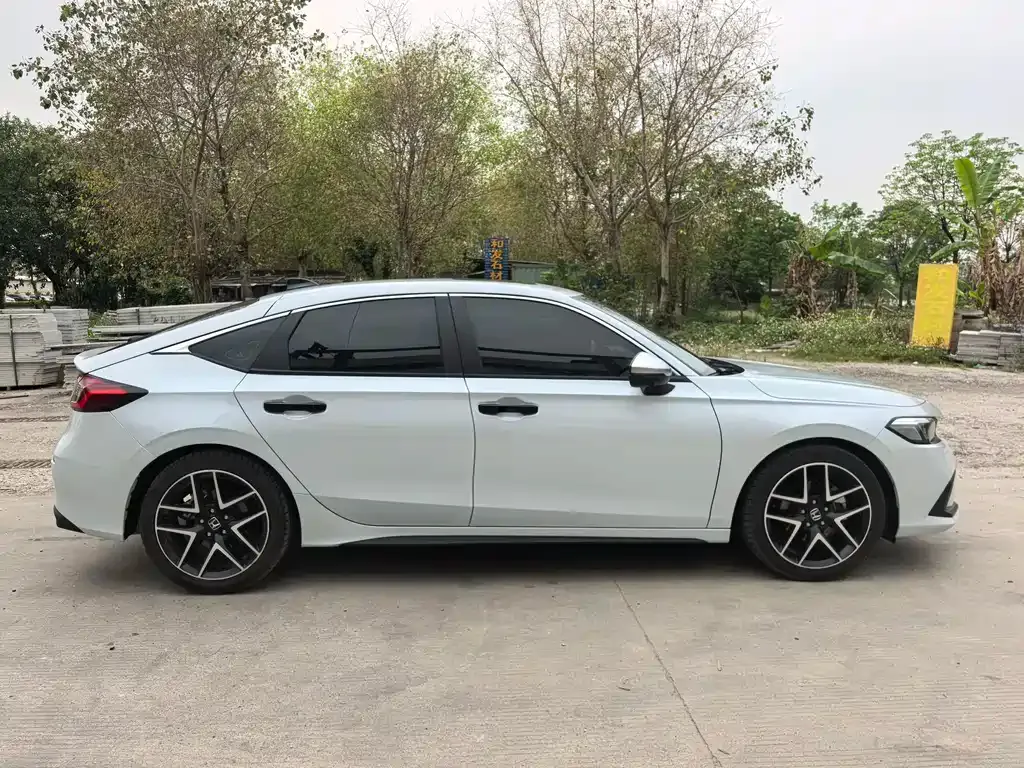 Honda Civic — фото 9