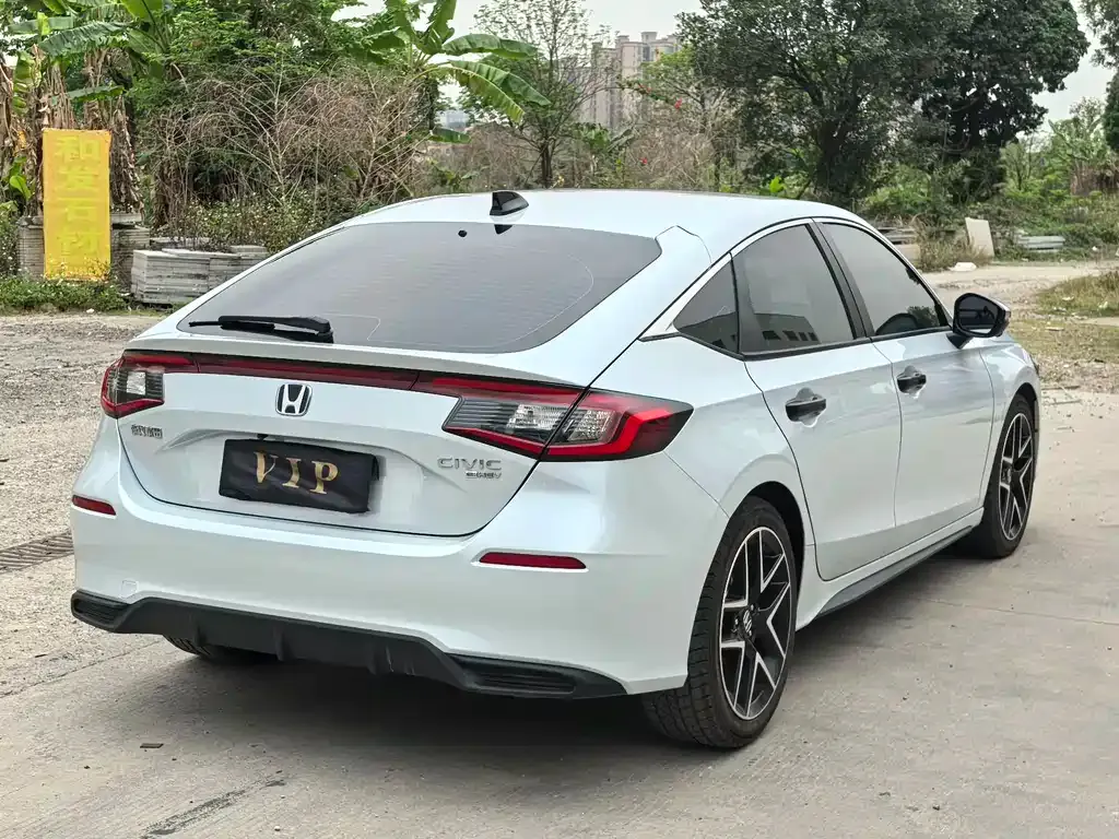Honda Civic — фото 3
