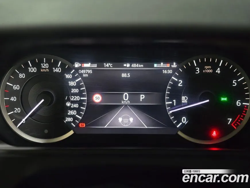 Land Rover Range Rover Velar 2023 из KR, фото 3