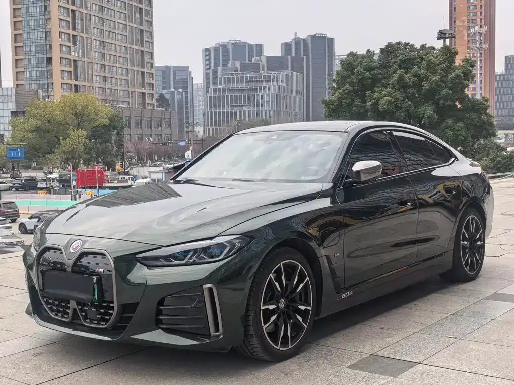 BMW i4 2023 из CN, фото 1