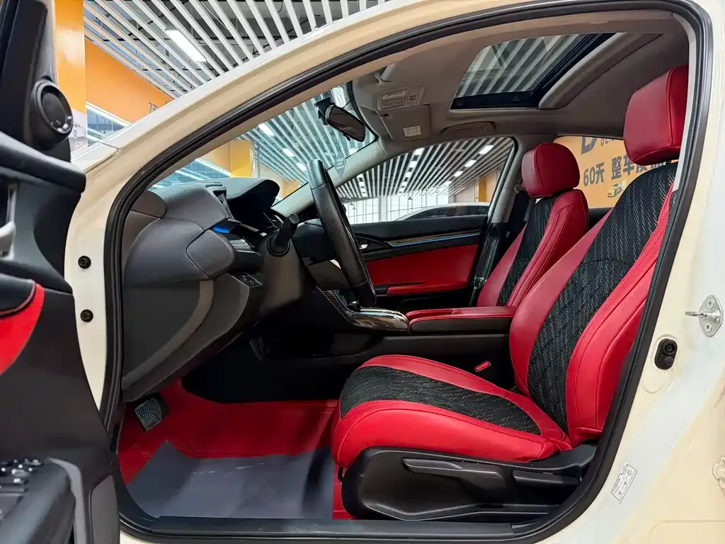 Honda Civic 2021 из CN, фото 8