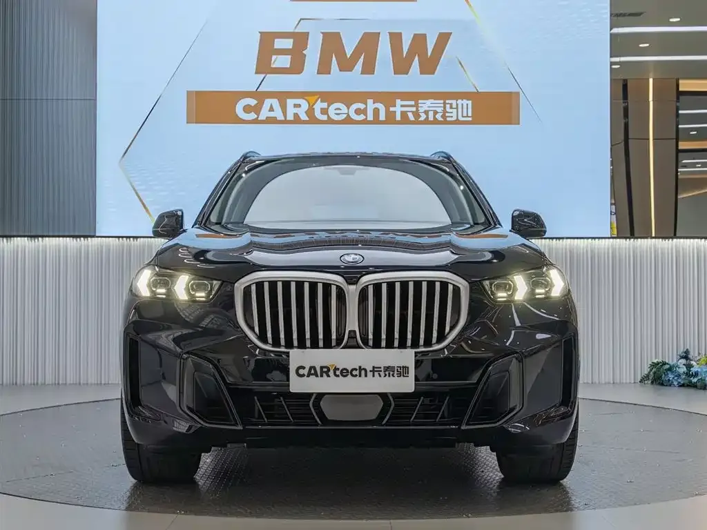 BMW X5 — фото 1