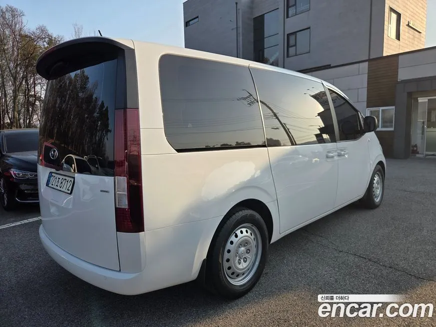 Hyundai Staria 2022 из KR, фото 3