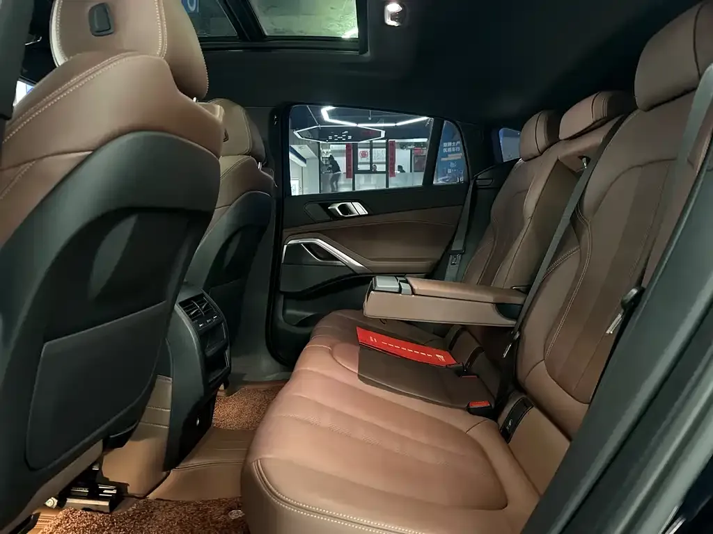BMW X6 2022 из CN, фото 3