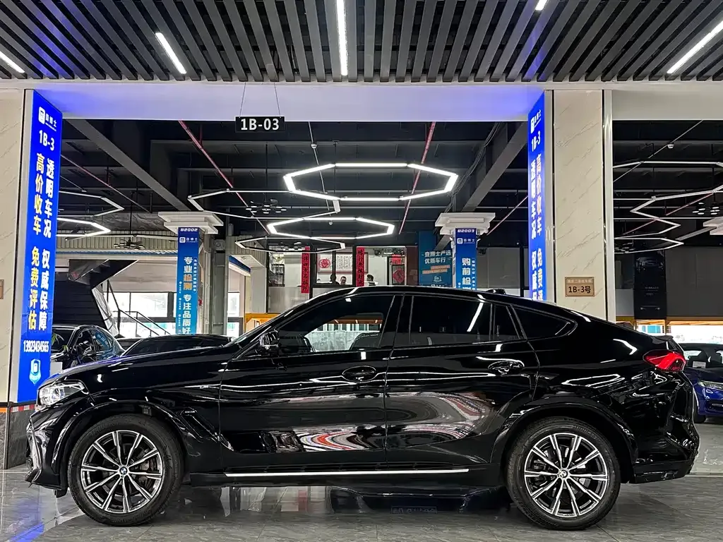 BMW X6 2022 из CN, фото 8