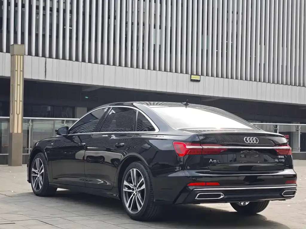Audi A6L 2021 из CN, фото 5