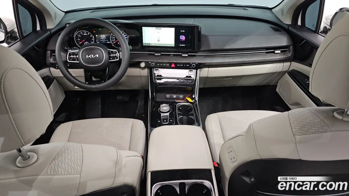 Kia Carnival — фото 3