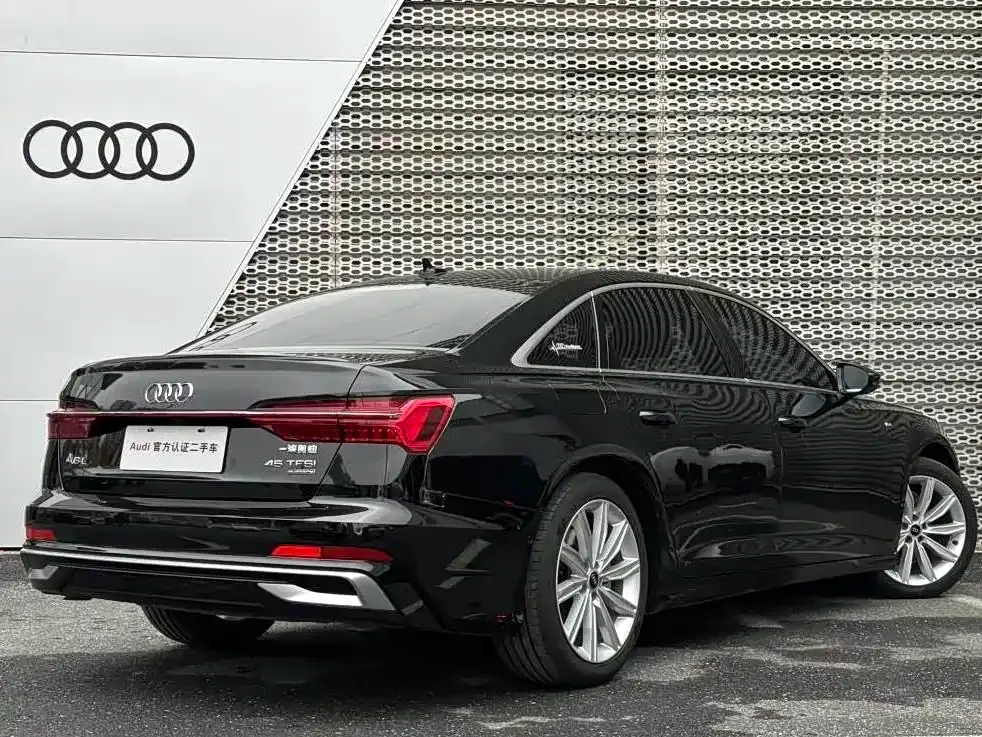 Audi A6L — фото 7