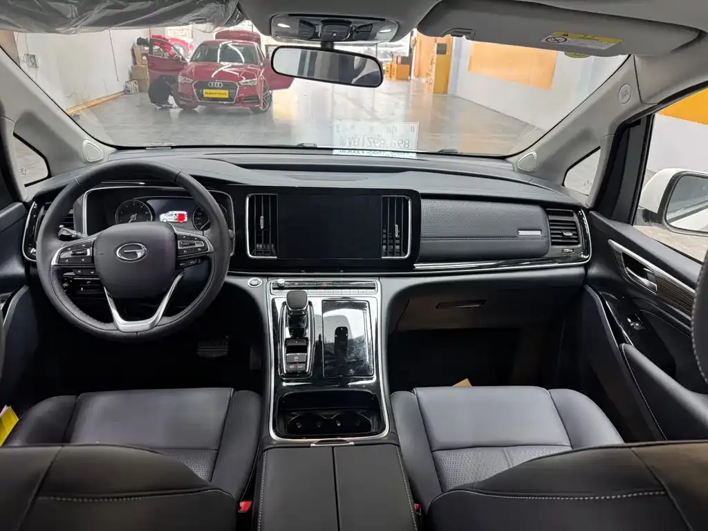 GAC Motor Trumpchi M8 — фото 3