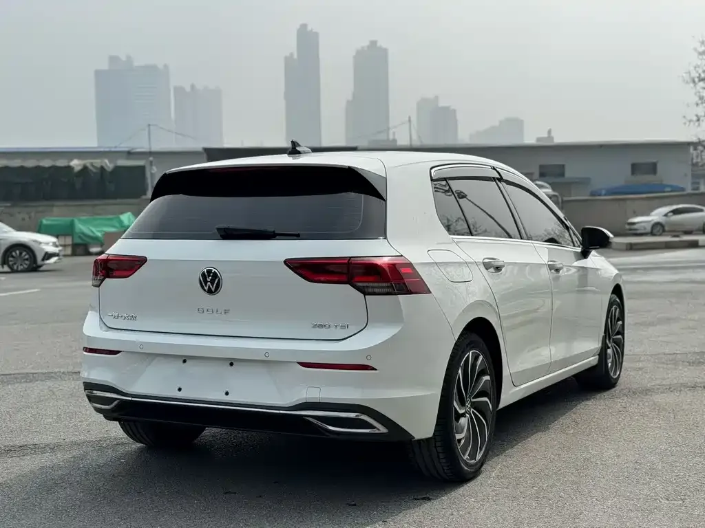 Volkswagen Golf 2021 из CN, фото 10