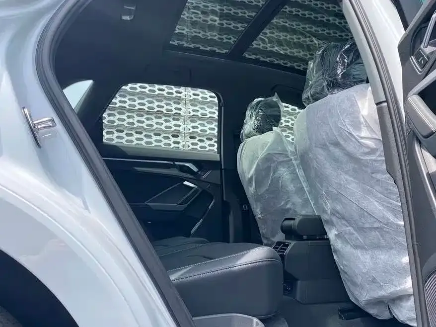 Audi Q3 2023 из CN, фото 7