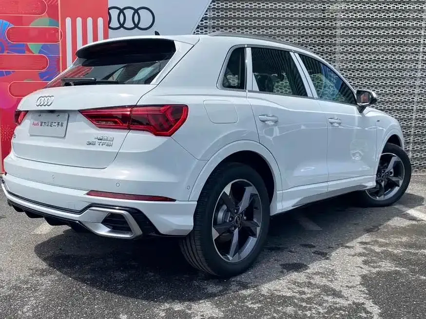 Audi Q3 2023 из CN, фото 10