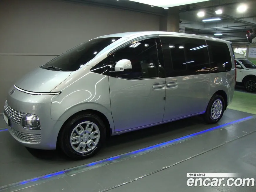 Hyundai Staria — фото 3