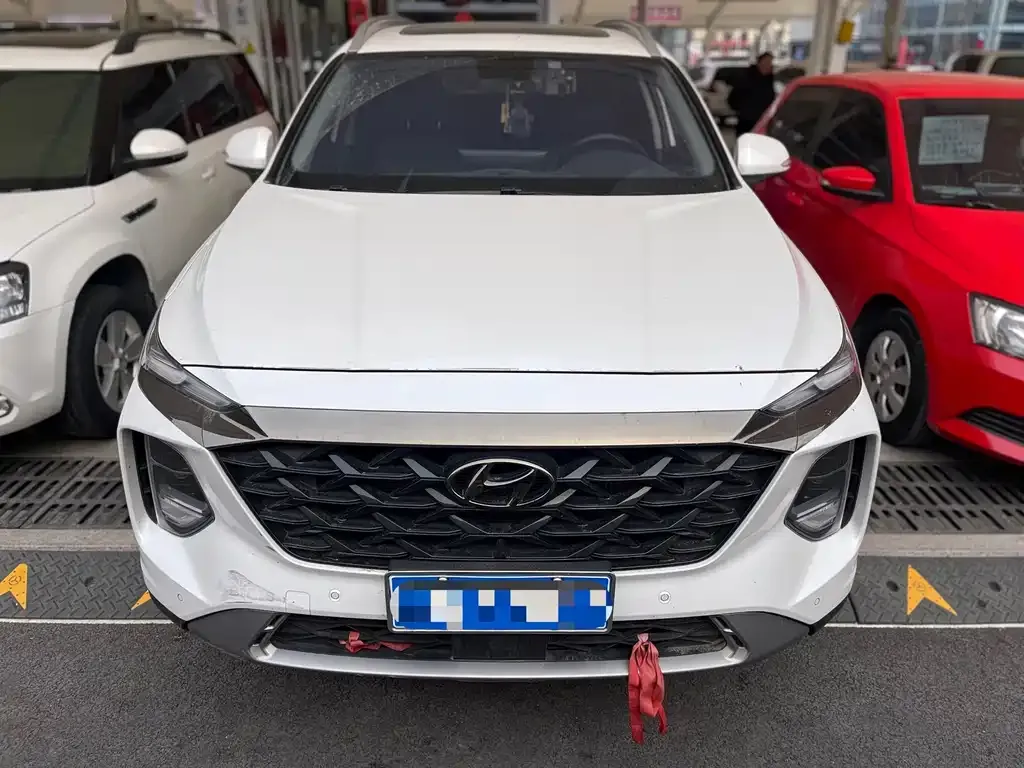 Hyundai Santa Fe 2023 из CN, фото 6