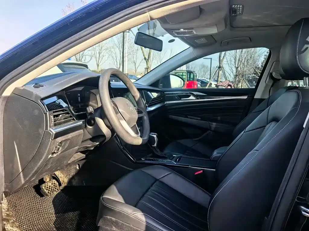 Volkswagen Passat — фото 6