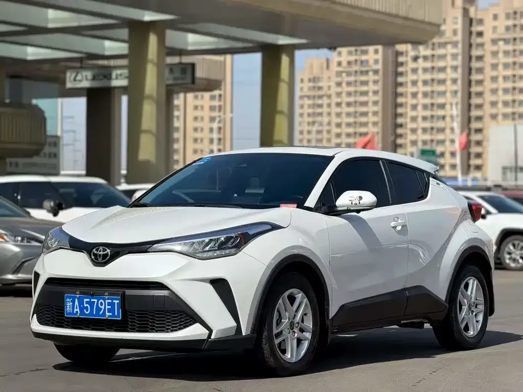 Toyota C-HR 2023 из CN, фото 8