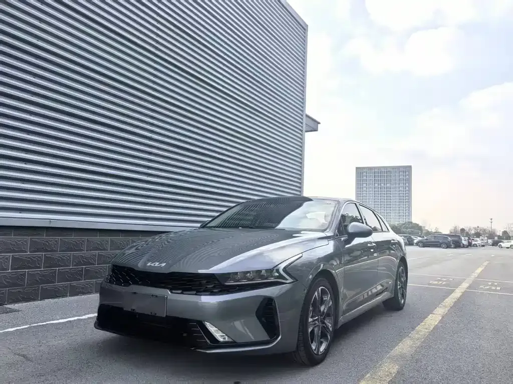 Kia K5 2024 из CN, фото 1