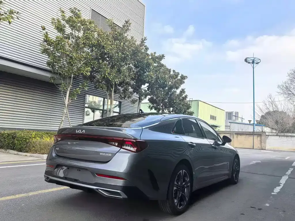 Kia K5 2024 из CN, фото 4