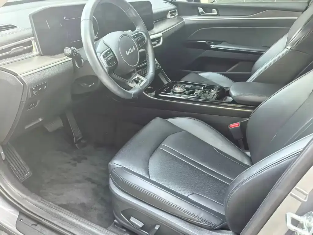 Kia K5 2024 из CN, фото 6