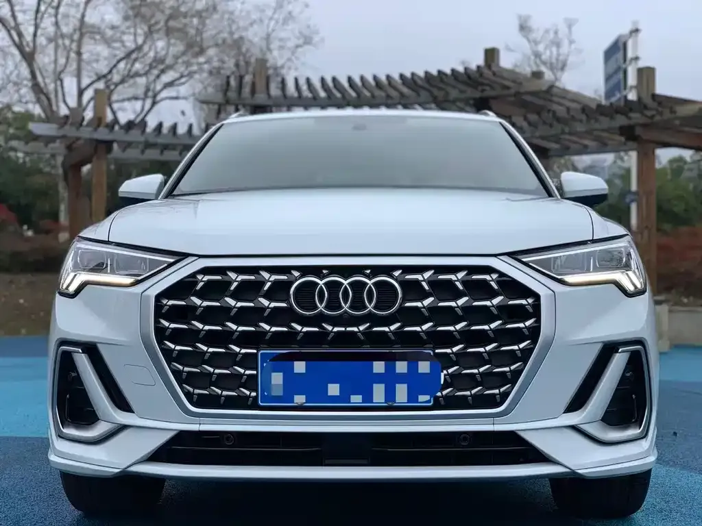 Audi Q3 — фото 3