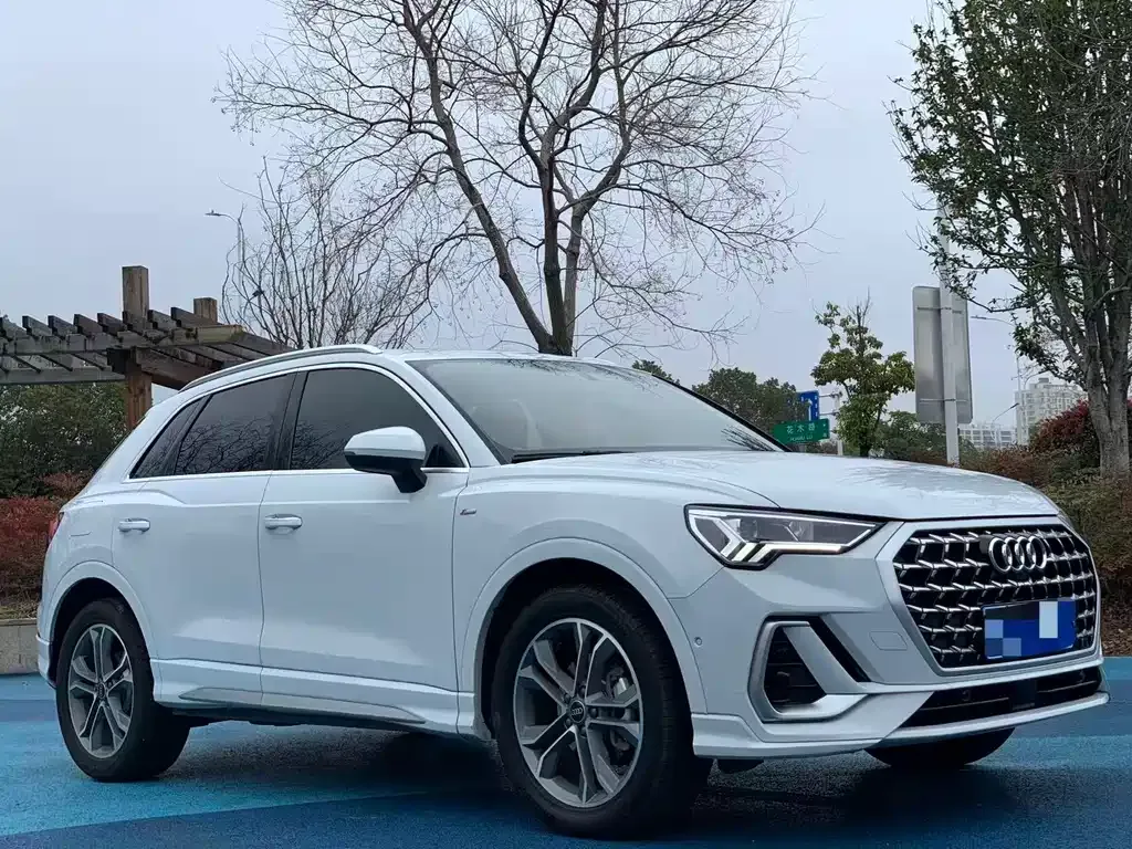 Audi Q3 — фото 6