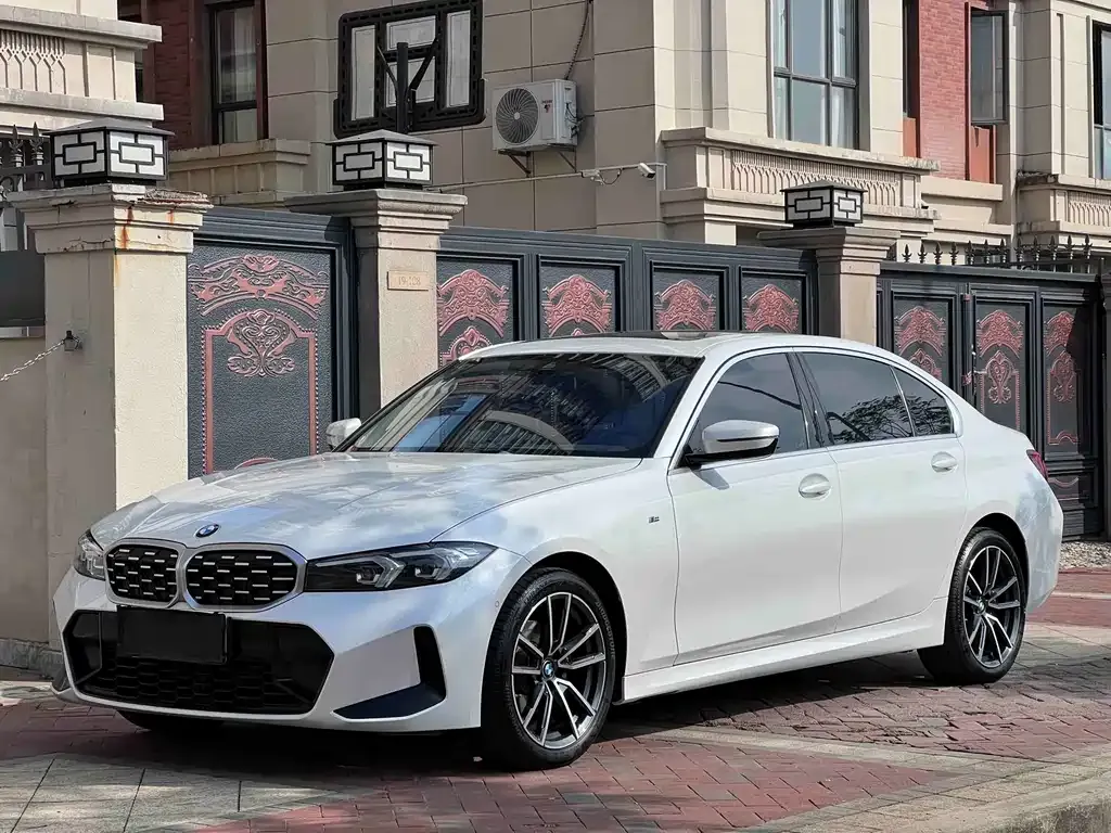 BMW 3 Series — фото 1
