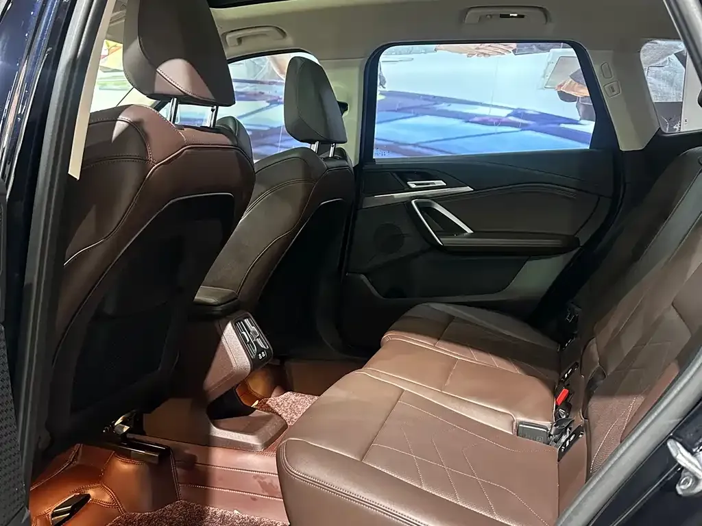 BMW X1 2024 из CN, фото 8