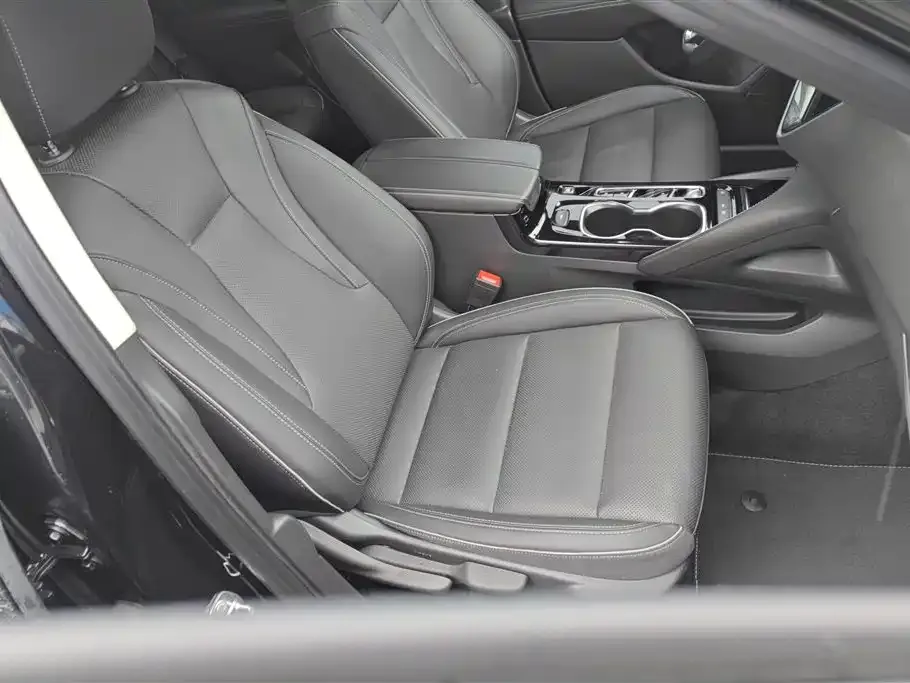 Buick Envision Plus — фото 4