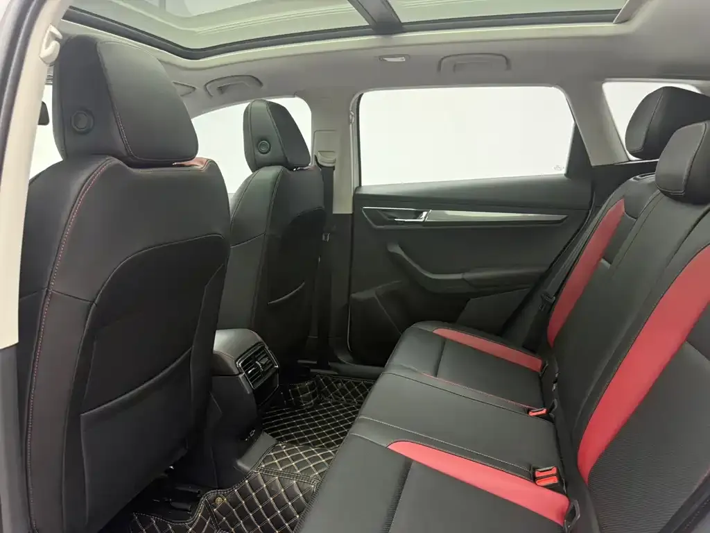 Skoda Karoq 2025 из CN, фото 4