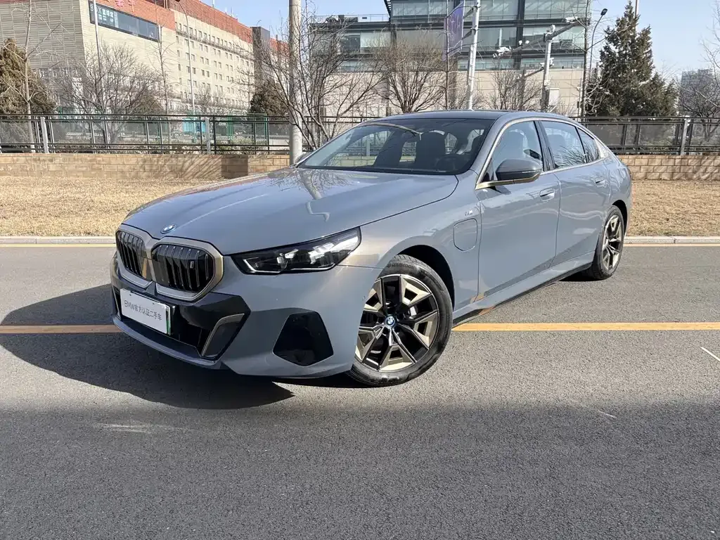 BMW i5 2025 из CN, фото 1