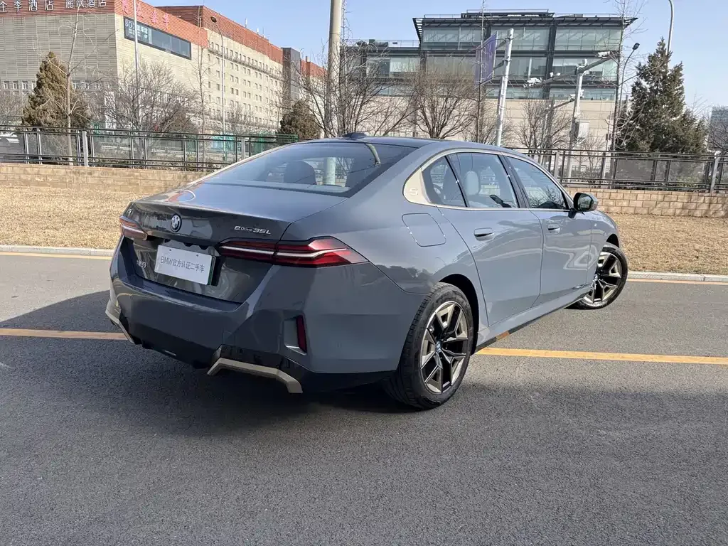 BMW i5 2025 из CN, фото 6