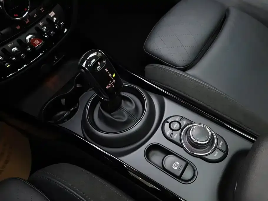 MINI Clubman 2022 из CN, фото 6