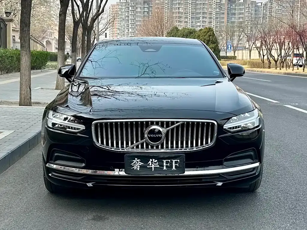 Volvo S90 2024 из CN, фото 3