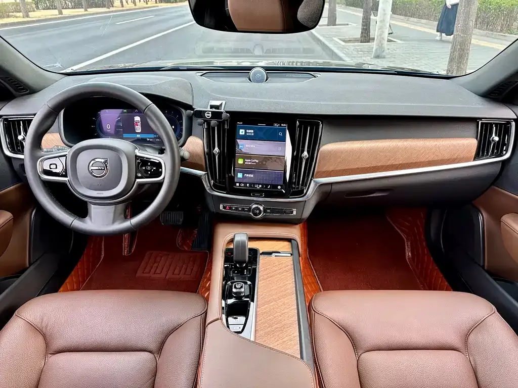 Volvo S90 2024 из CN, фото 8
