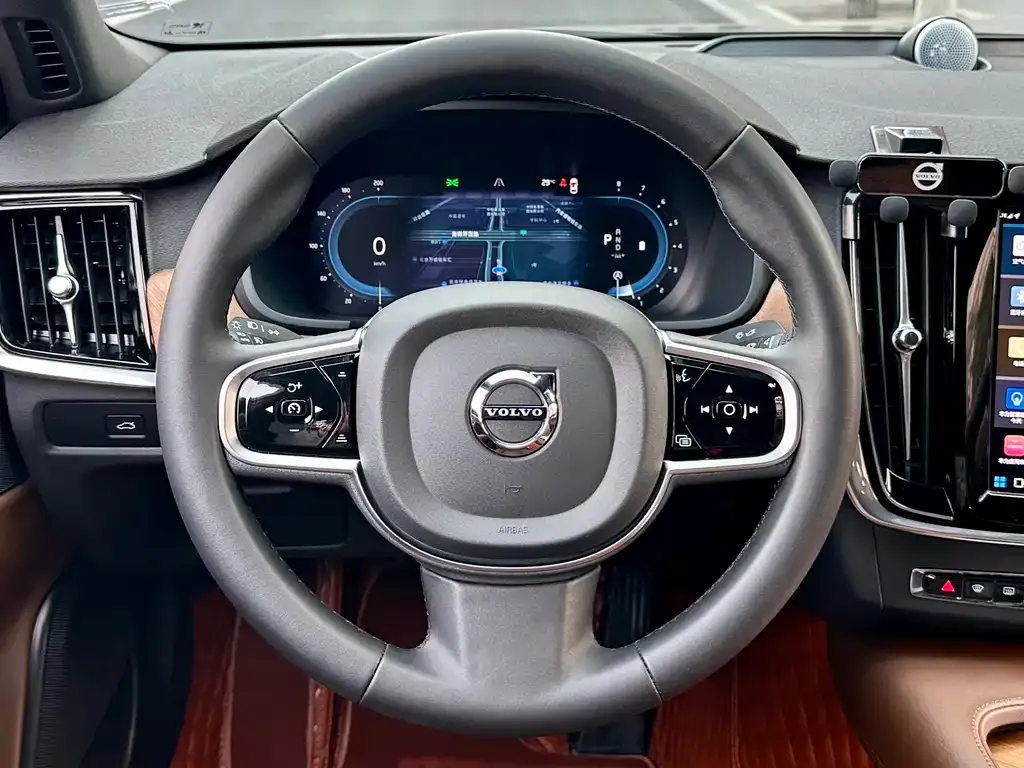 Volvo S90 2024 из CN, фото 4